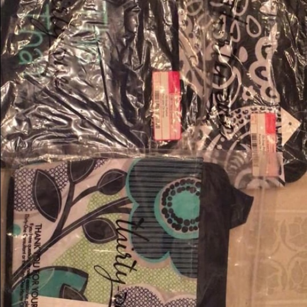 Thirty one oh snap pockets